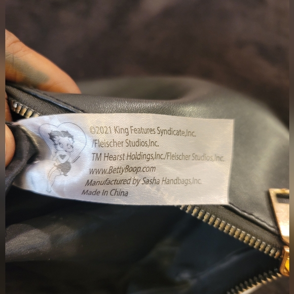 BETTY BOOP LARGE MAKEUP CLUTCH ACCESSORIES COLLECTABLE BAG POUCHZIPPER CLOSURE - Picture 4 of 6